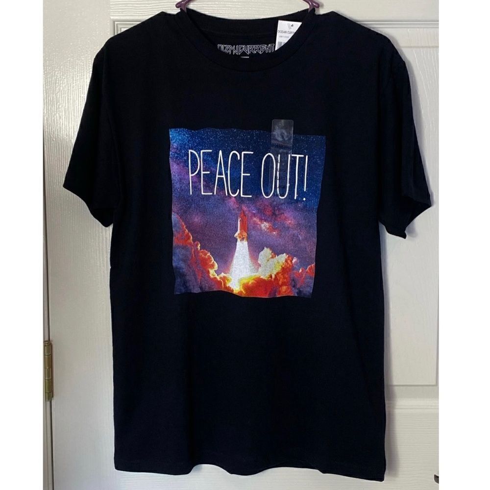OCEAN CURRENT Boys XLarge “Peace Out” Spaceship Black TShirt